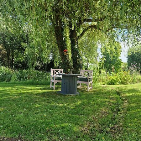 Goshens Farm B&B Wootton Bridge  Dış mekan fotoğraf