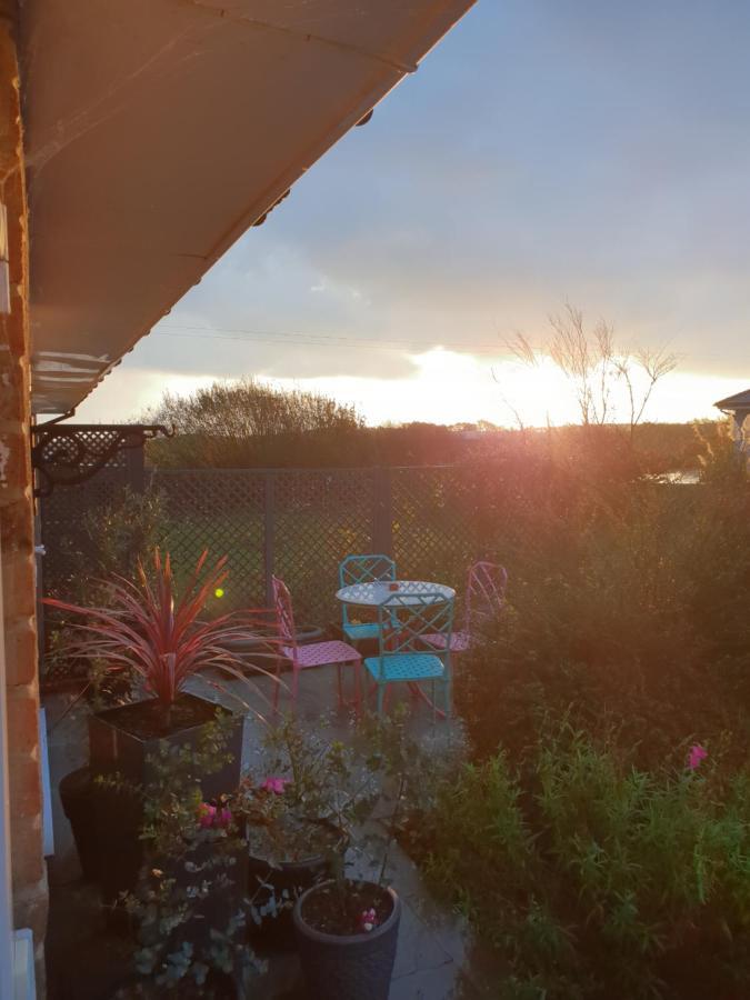 Goshens Farm B&B Wootton Bridge  Dış mekan fotoğraf
